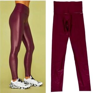 Leggings, you can dressed up with heels or sneakers